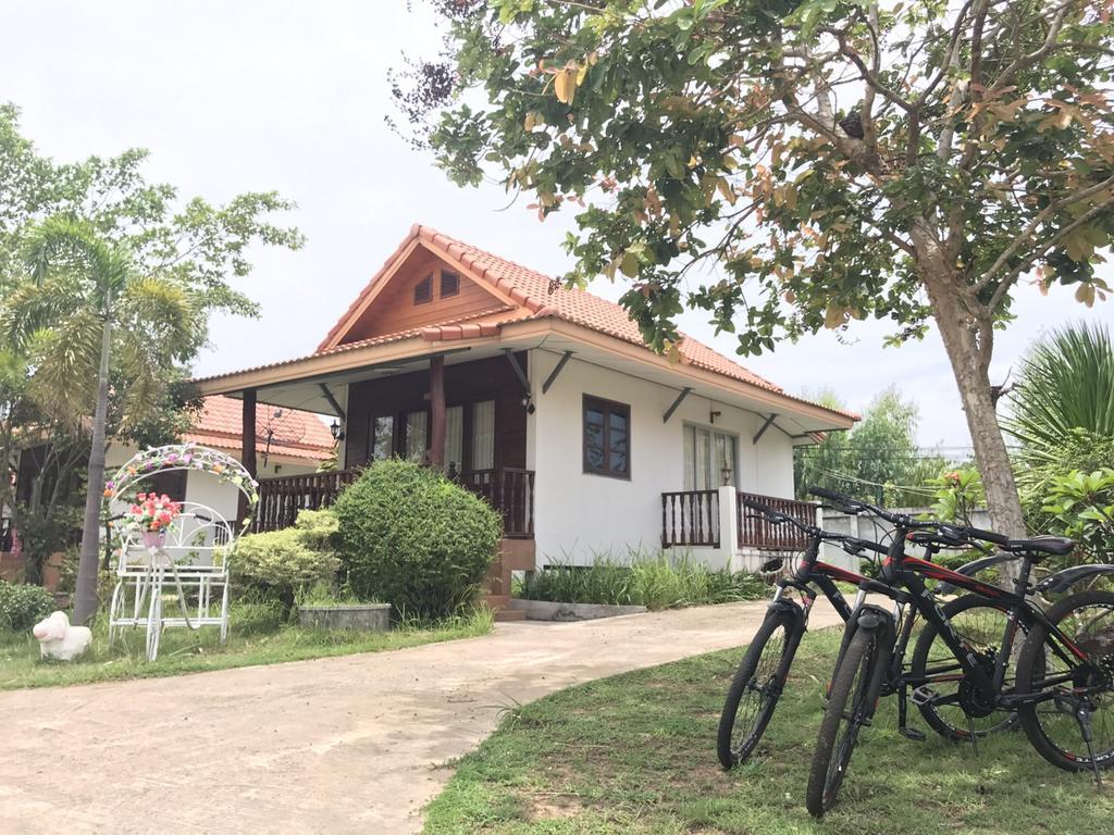 Plaifah Resort Ubon Song Khon Bagian luar foto